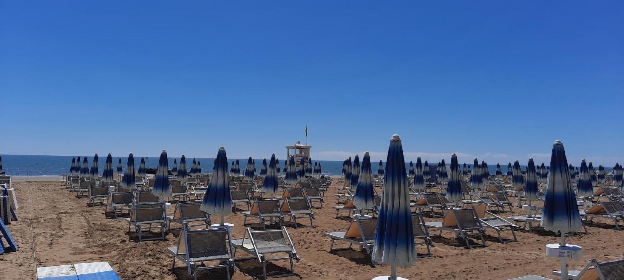 Hotel Parioli Lido di Jesolo Exterior foto
