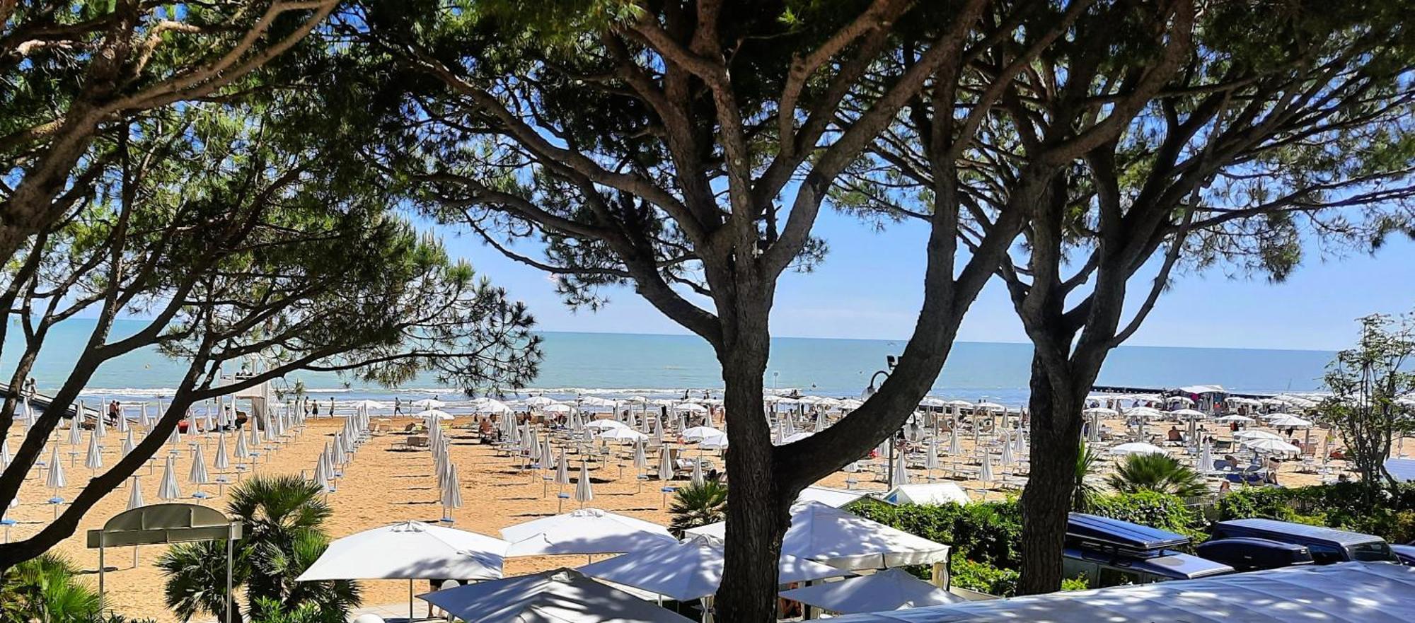 Hotel Parioli Lido di Jesolo Exterior foto